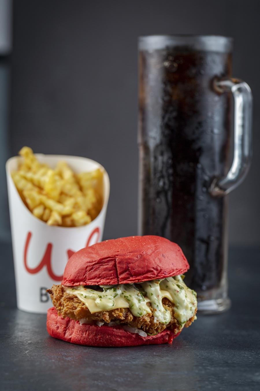 مطعم وي برجر We Burger الجبيل ( الاسعار + المنيو + الموقع ) - مطاعم و كافيهات الشرقية
