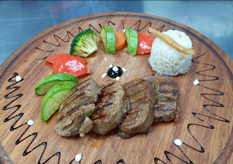 مطعم ميس القمر سيهات ( الاسعار + المنيو + الموقع ) - مطاعم و كافيهات الشرقية