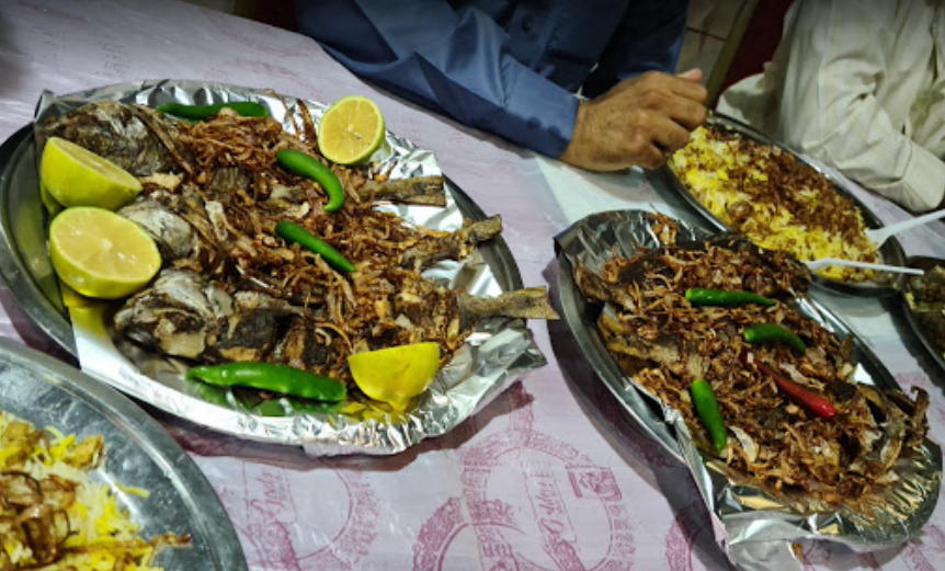 مطعم السفرة الشعبية
