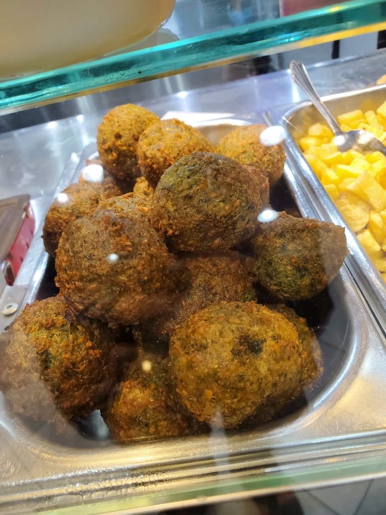 مطعم بوفية زاد الشراع القطيف الجديد